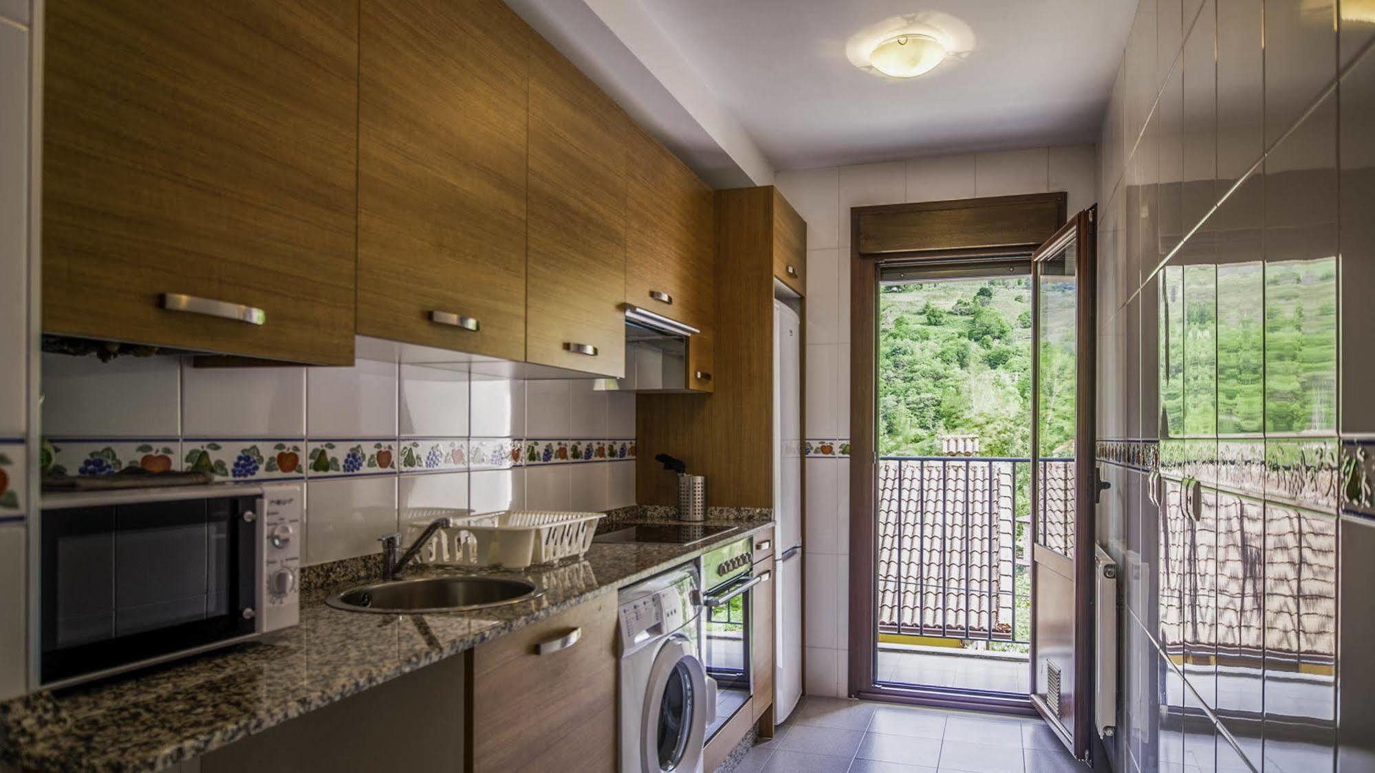 Apartamentos El Caxigu Arenas De Cabrales Exteriér fotografie
